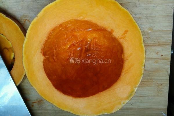 圣女果蒸饭（南瓜盅）的做法图解1