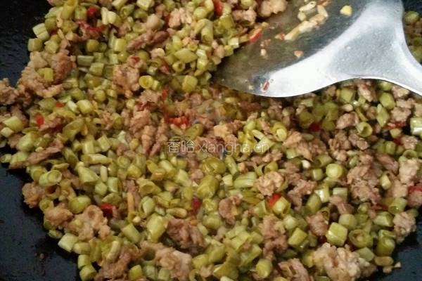 酸豆角炒肉沫的做法图解5