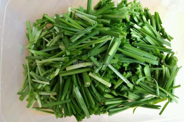 清炒韭菜段的做法图解1