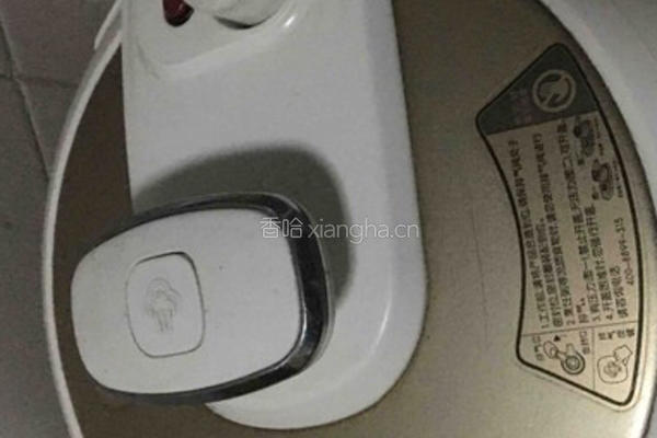 繁花似锦素火腿炒饭的做法图解1