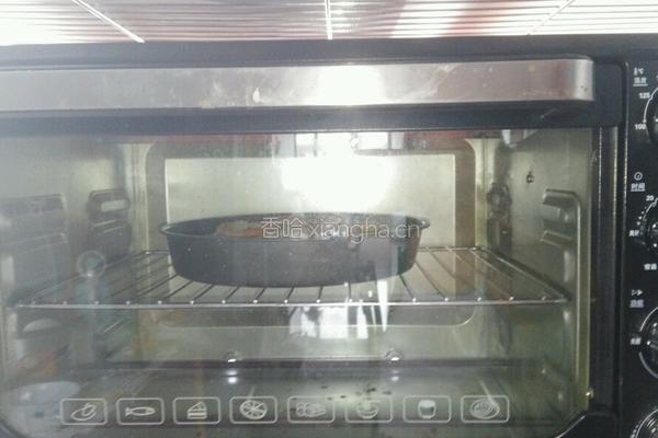 彩椒鲜虾披萨的做法图解6