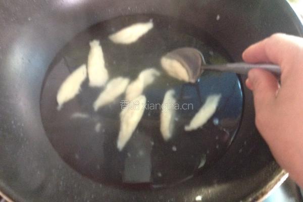 卷心菜面疙瘩的做法图解3