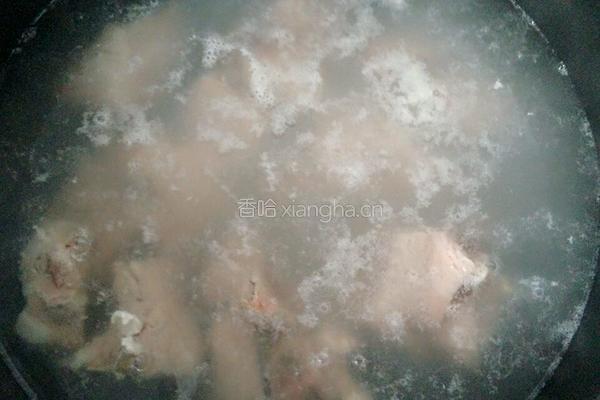 红白萝卜炖排骨的做法图解2