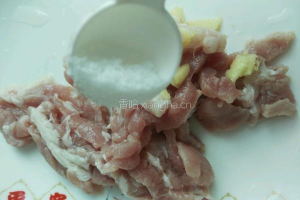 海鲜菇滑肉汤的做法图解2