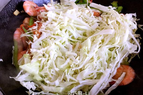 卷心菜炒大虾的做法图解10