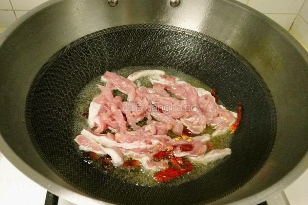 豇豆炒肉丝的做法图解4