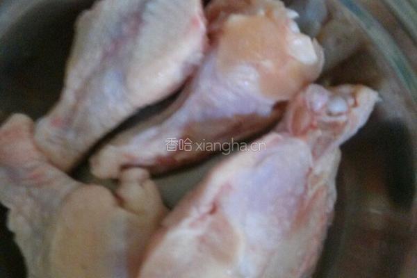 辣椒小鸡腿的做法图解1