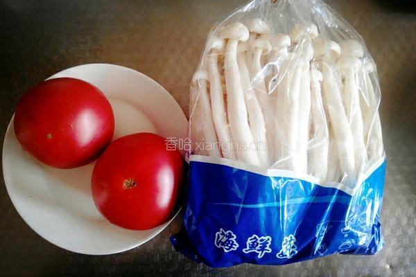 番茄海鲜菇的做法图解1