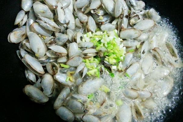 葱蒜海蛎子的做法图解6
