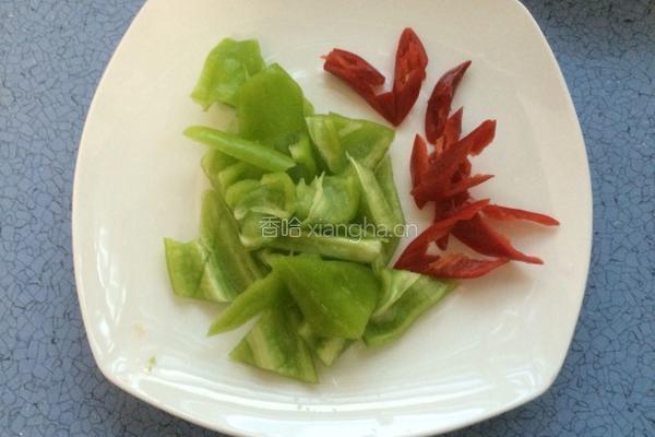 彩椒炒花甲的做法图解6