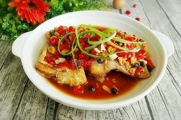 豆豉辣椒蒸鲢鱼的做法图解14