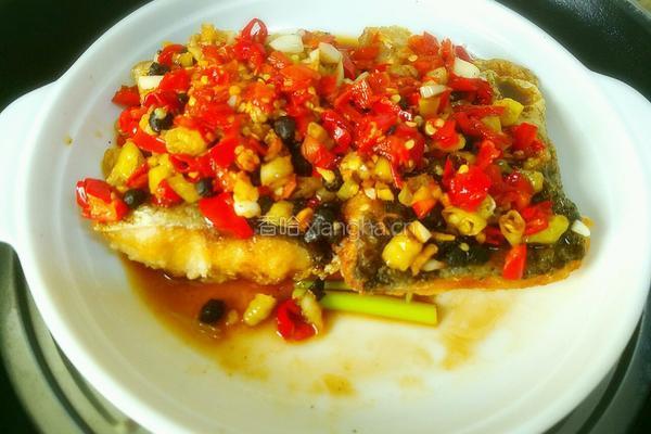 豆豉辣椒蒸鲢鱼的做法图解11