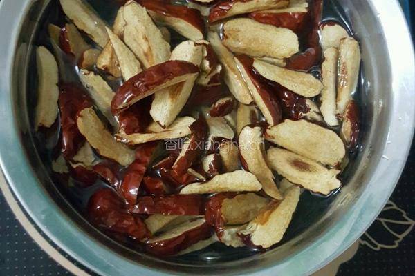 红枣马蹄千层糕的做法图解1
