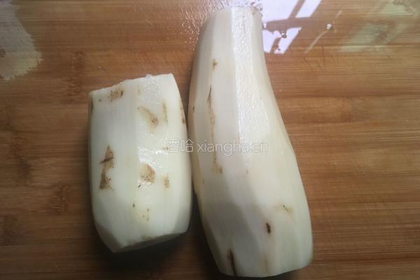 藕片炒瘦肉的做法图解1