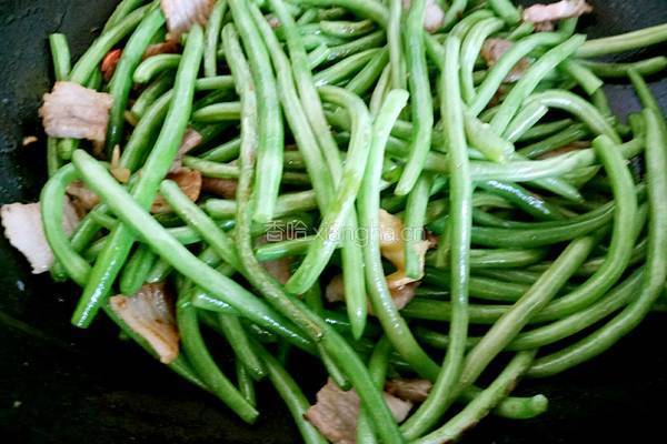 豆角炖肉的做法图解4