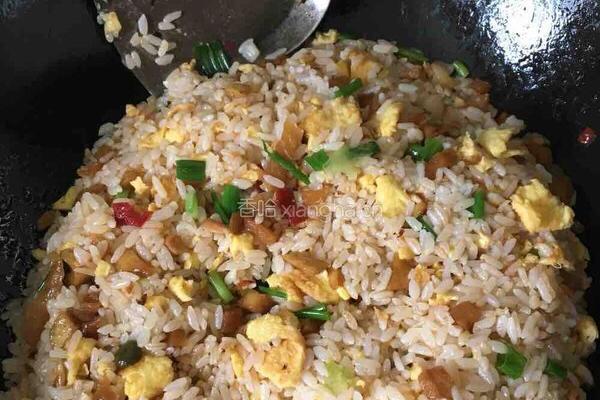 酱菜笨鸡蛋炒饭的做法图解5