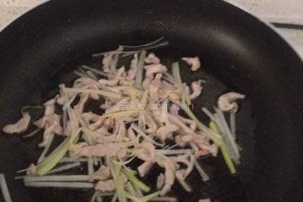 萝卜丝炒肉的做法图解2