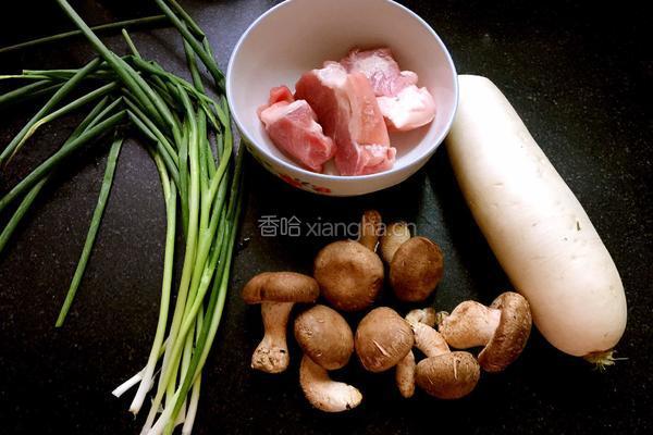 白萝卜饺子的做法图解1