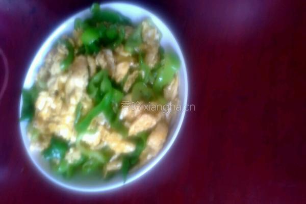 鸡蛋炒辣椒