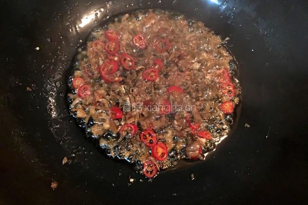 梅干菜炒卷心菜的做法图解3