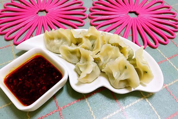 韭菜鸡蛋饺子的做法图解7
