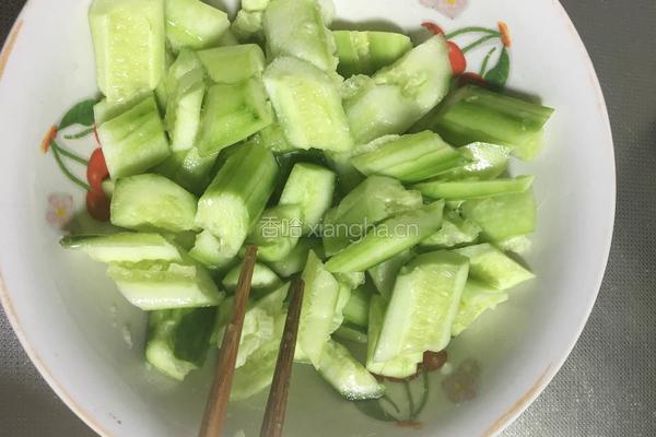 涼拌黄瓜的做法图解8