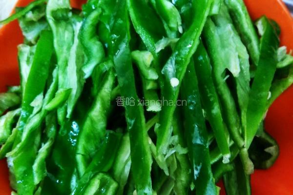 彩椒炒腊肉的做法图解3