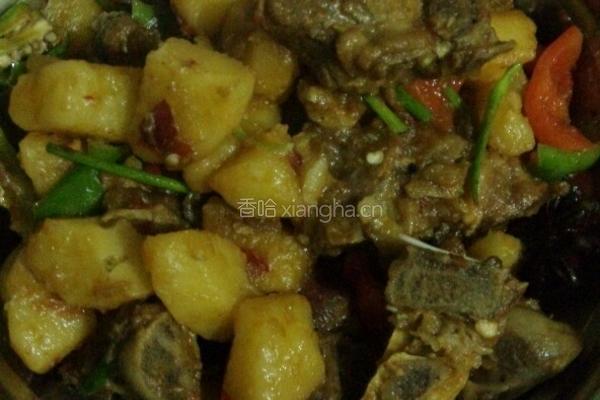 排骨烧土豆的做法图解7
