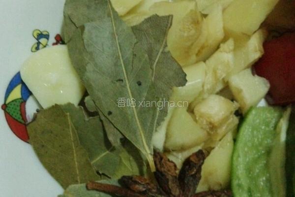 排骨烧土豆的做法图解3