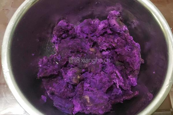 紫薯糯米饼的做法图解1