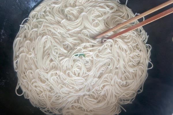 自制炒面的做法图解2