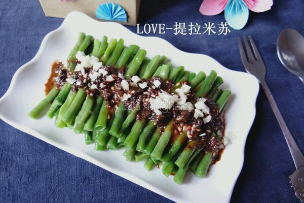 香菇麻酱豆角的做法图解8