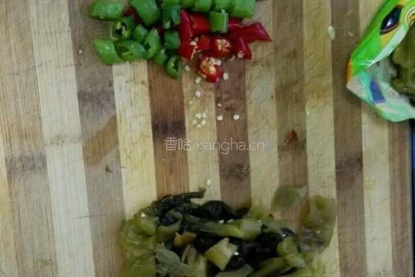 酸汤羊肉的做法图解1
