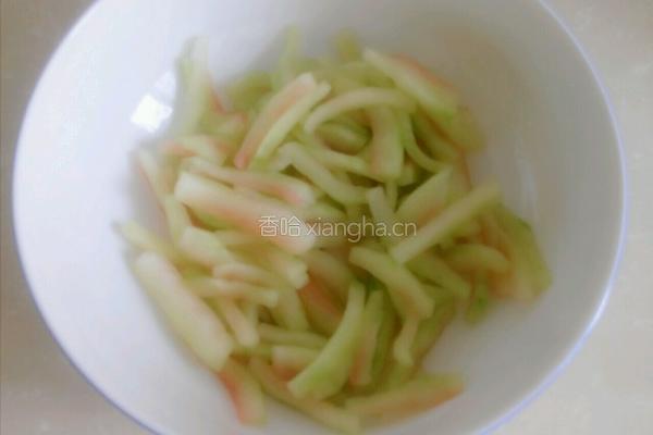 凉拌西瓜皮的做法图解6