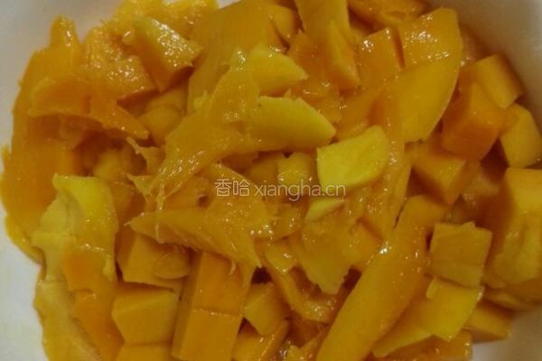 芒果慕斯蛋糕的做法图解3