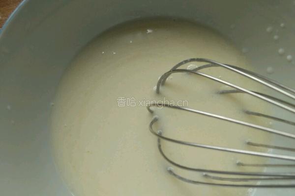 戚风蛋糕的做法图解2