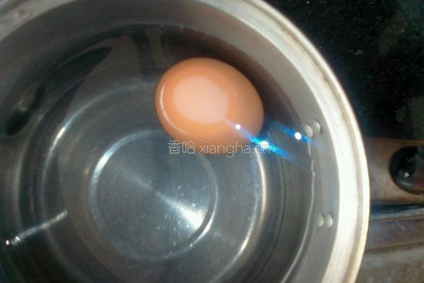 圣女果葡萄蛋拼盘的做法图解2