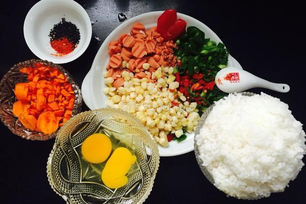 孜然蛋炒饭的做法图解1