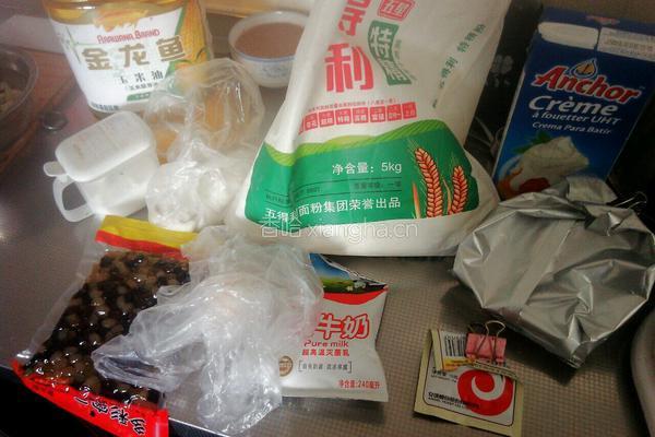奶油蜜豆迷你小面包的做法图解1