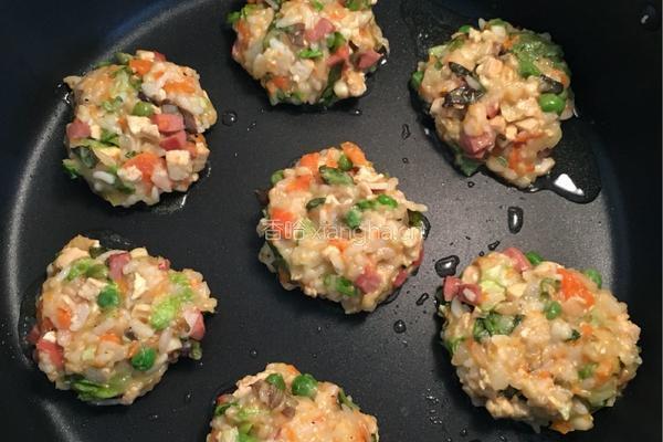 香煎土豆米饭饼的做法图解7