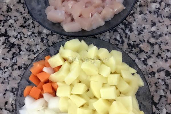 咖喱鸡肉饭的做法图解2