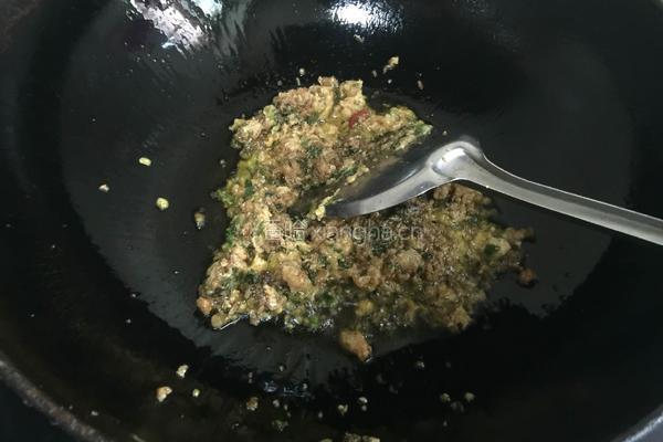 肉末烧豆腐的做法图解2