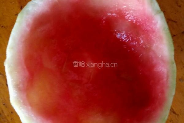 凉拌西瓜皮的做法图解2