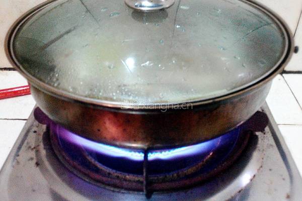 扁豆淮山鸡爪汤的做法图解7