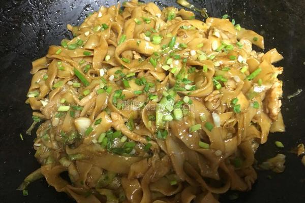 卷心菜炒面的做法图解17