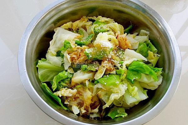 凉拌手撕卷心菜的做法图解6