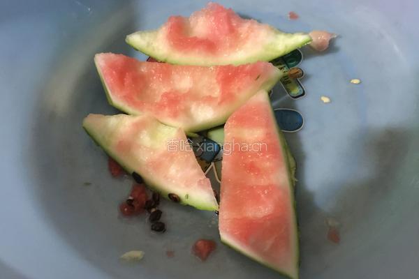 西瓜翠衣的做法图解1