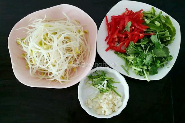 凉拌绿豆芽菜的做法图解4