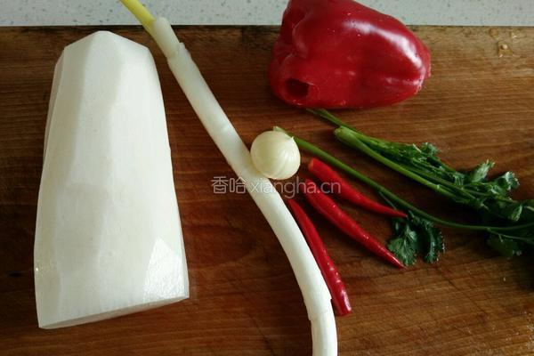 凉拌白萝卜的做法图解1