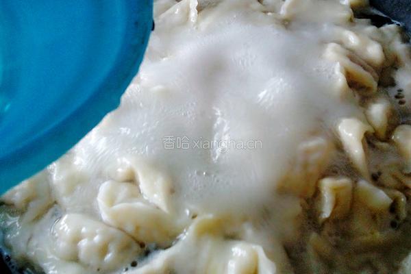 榆黄菇猪肉饺子的做法图解22